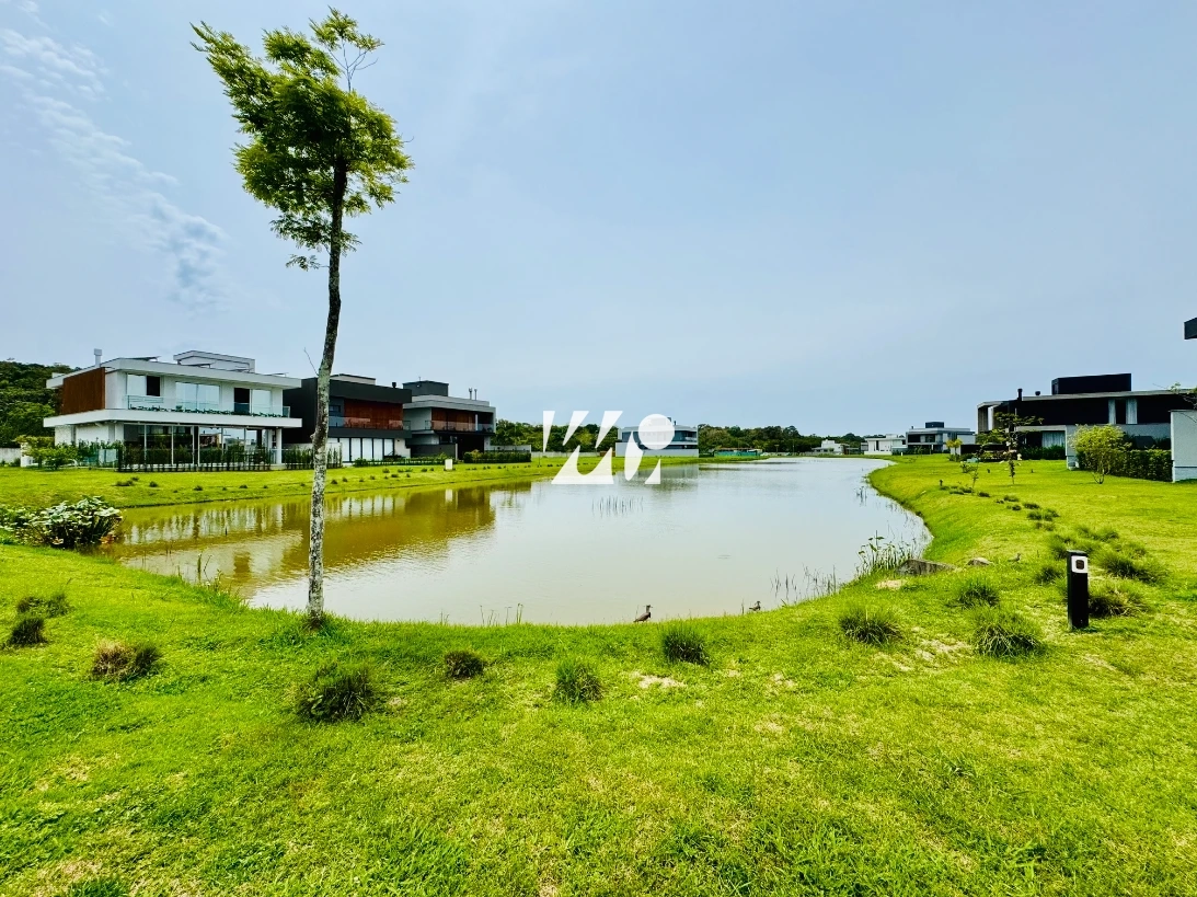Terreno em Pedra Branca, Palhoça. 0 quartos, 300m². Imagem 3 de 17