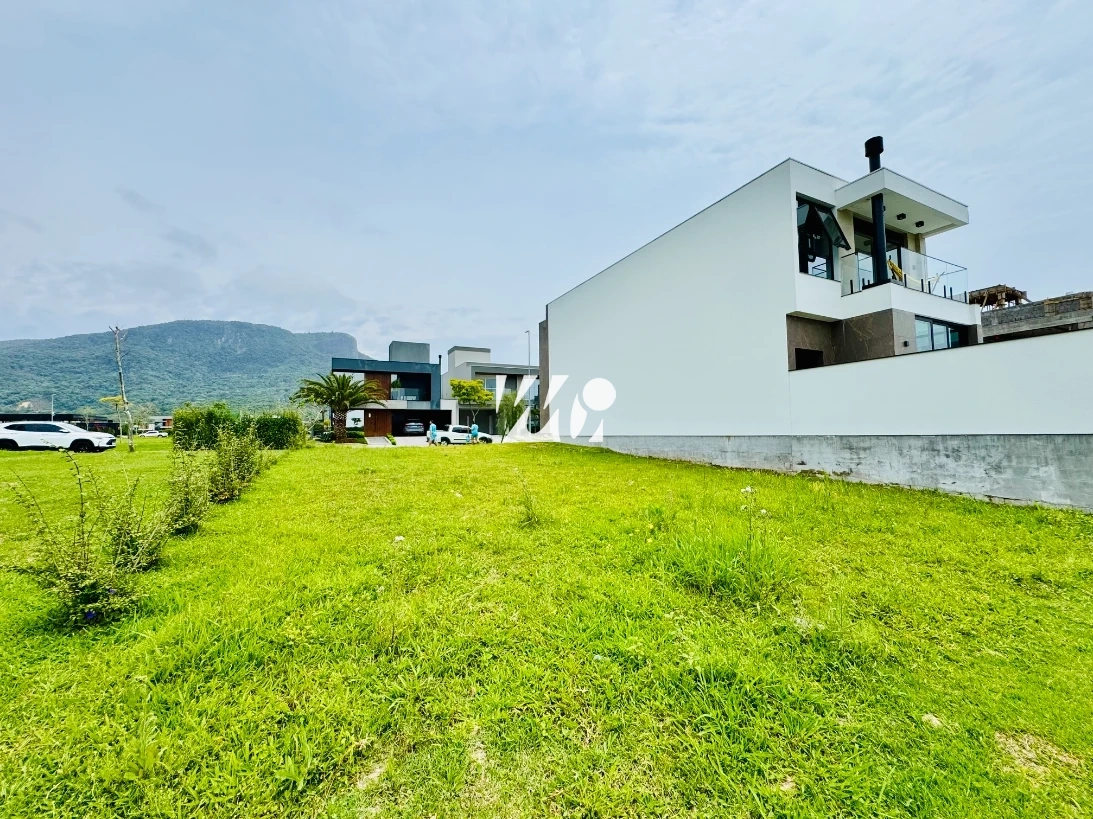 Terreno em Pedra Branca, Palhoça. 0 quartos, 300m². Imagem 6 de 17