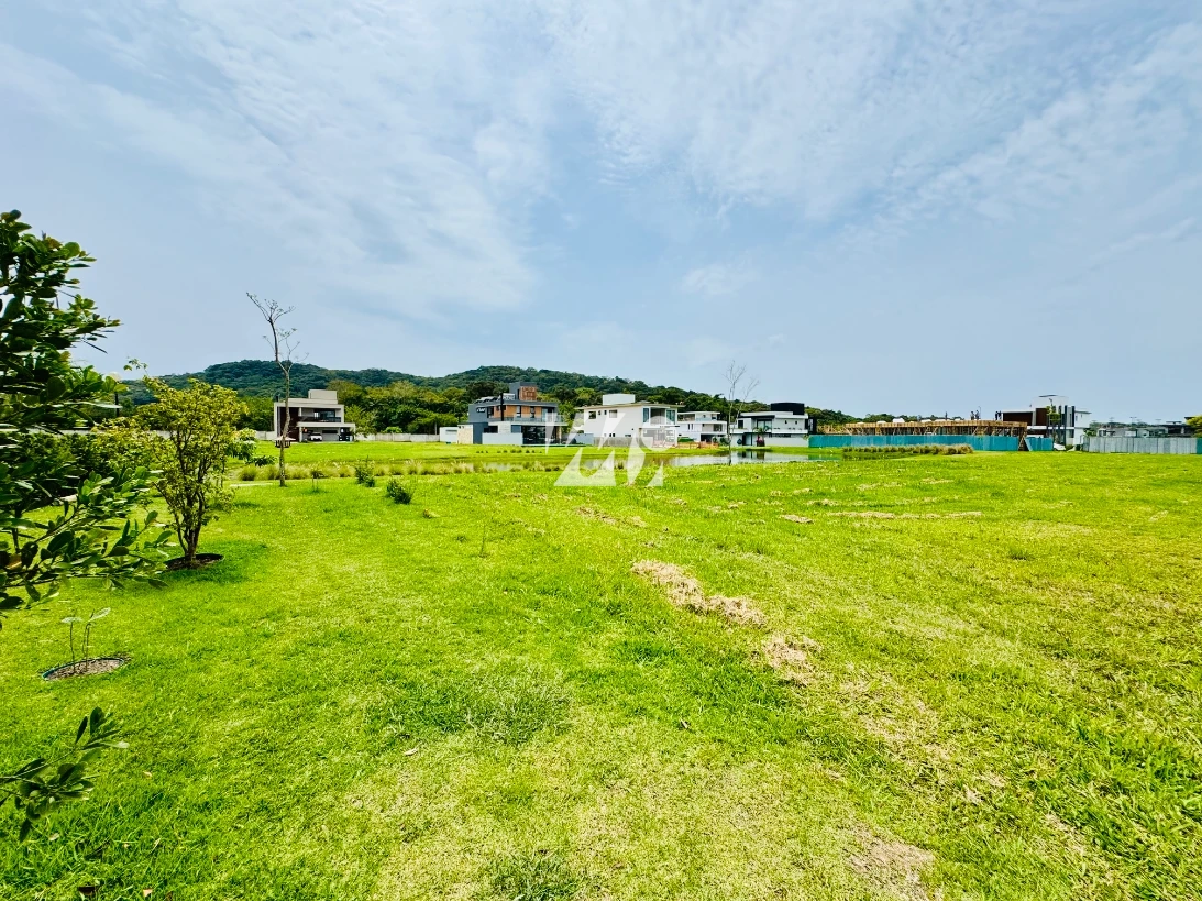 Terreno em Pedra Branca, Palhoça. 0 quartos, 300m². Imagem 14 de 22