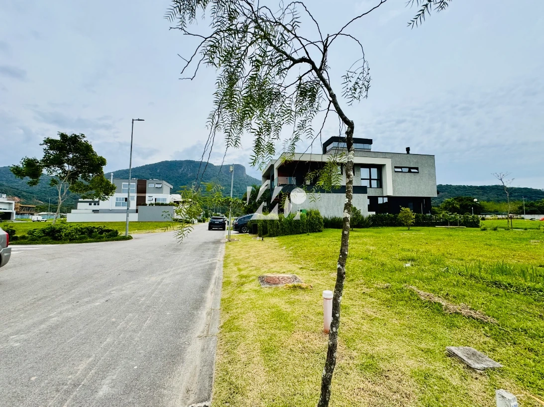 Terreno em Pedra Branca, Palhoça. 0 quartos, 300m². Imagem 9 de 22