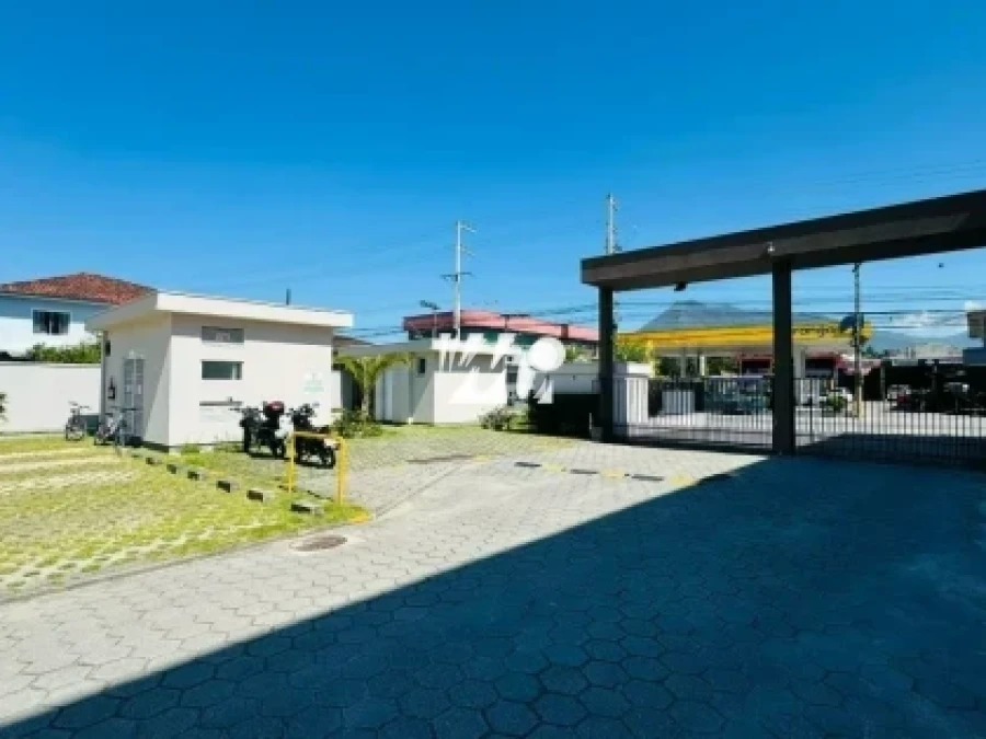 Apartamento em Aririú, Palhoça. 2 quartos, 57m². Imagem 2 de 9