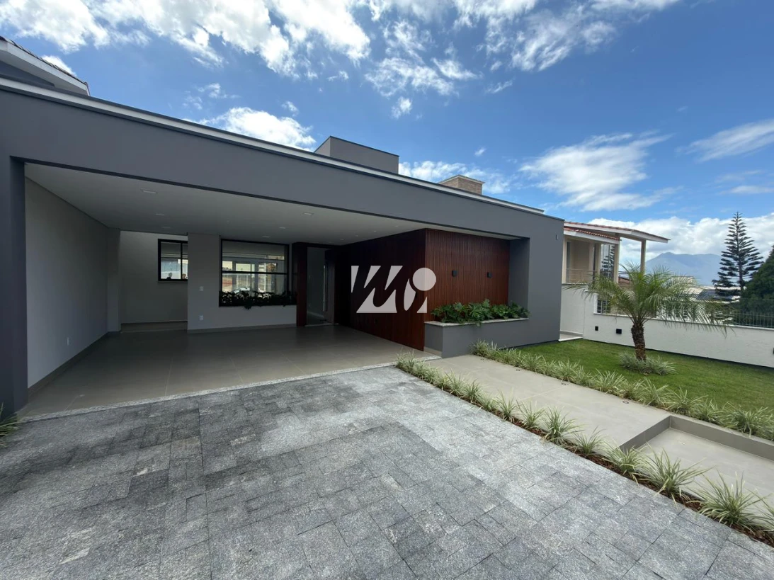 Casa em Pedra Branca, Palhoça. 3 quartos, 185m². Imagem 2 de 13