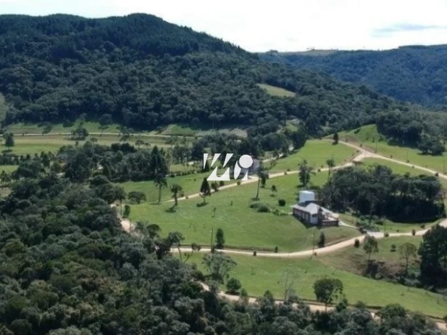Sítio em Invernadinha , Rancho Queimado. 3 quartos, 184m². Imagem 10 de 16