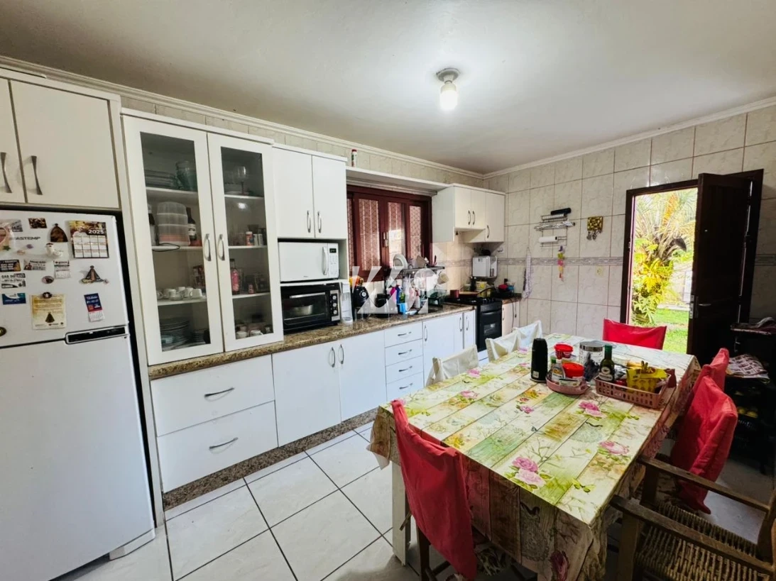 Casa em Jardim Eldorado, Palhoça. 4 quartos, 188m². Imagem 5 de 17