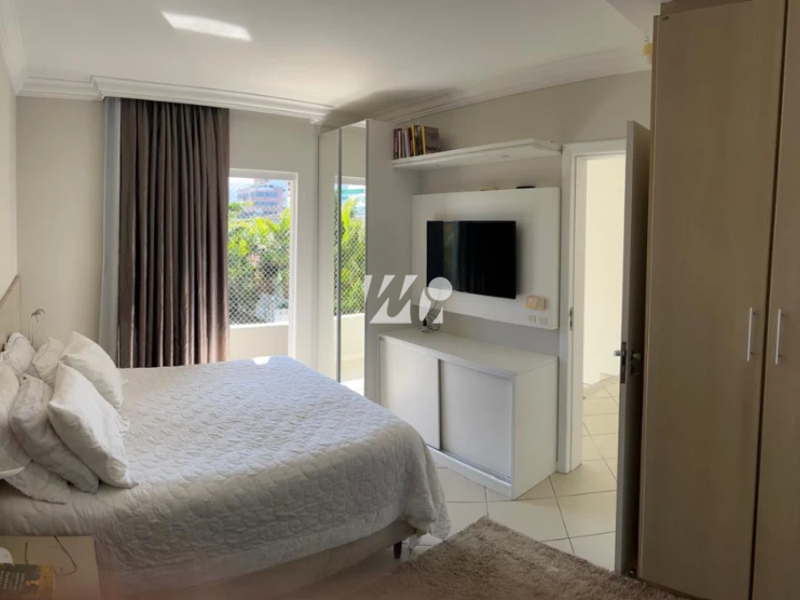 Casa em Centro, Palhoça. 3 quartos, 189m². Imagem 3 de 8