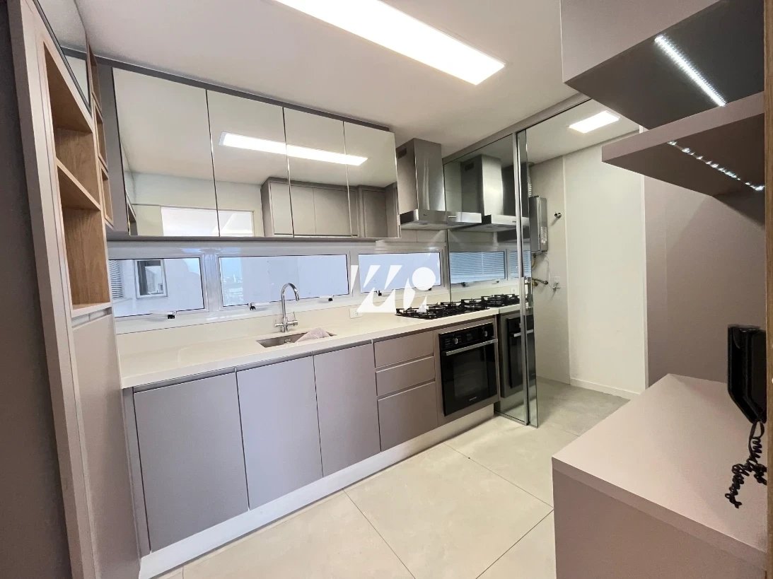 Apartamento em Pagani, Palhoça. 4 quartos, 143m². Imagem 4 de 16