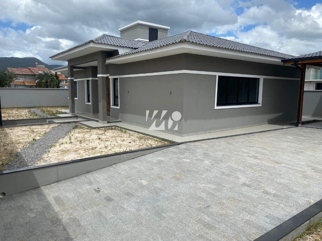 Casa em Santo Amaro, Santo Amaro da Imperatriz. 3 quartos, 200m². Imagem 1 de 6