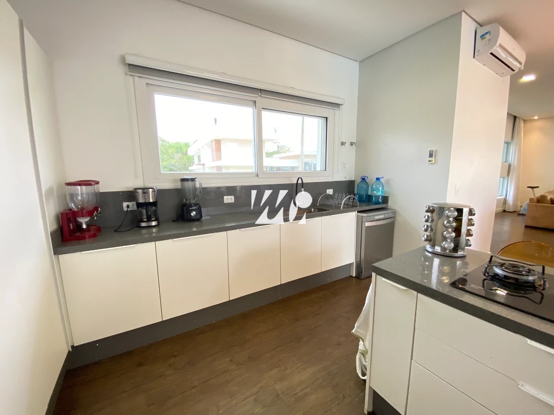 Casa em Sul do Rio, Santo Amaro da Imperatriz. 3 quartos, 340m². Imagem 7 de 34