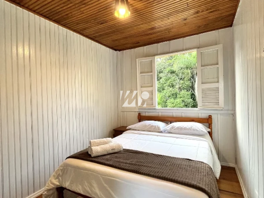 Sítio em Fazenda Sacramento, Águas Mornas. 5 quartos, 500m². Imagem 15 de 50