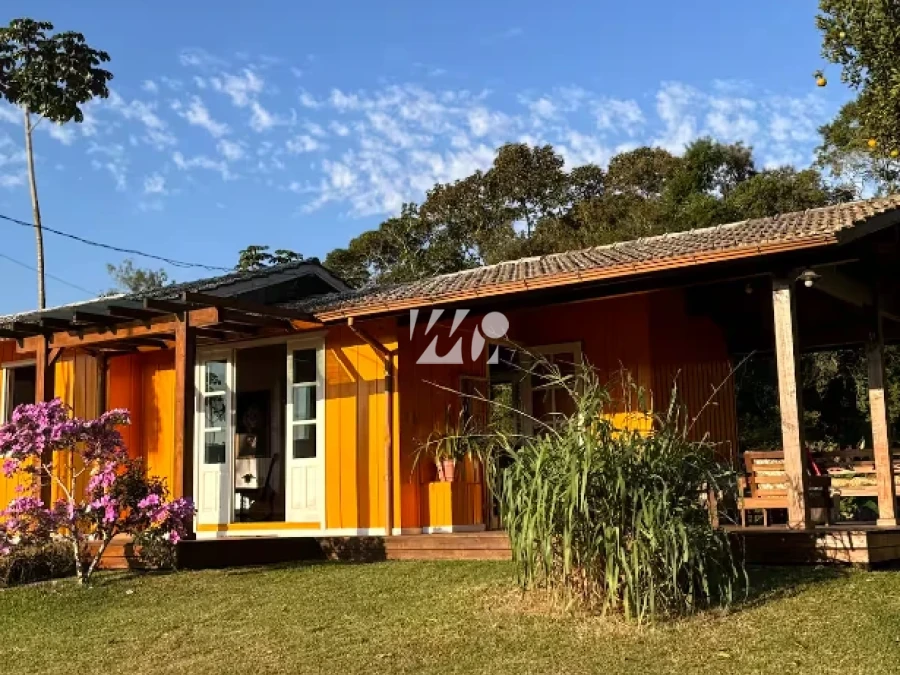 Sítio em Fazenda Sacramento, Águas Mornas. 5 quartos, 500m². Imagem 2 de 50