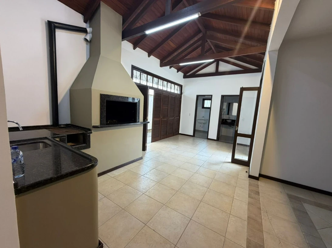 Casa em Pagani, Palhoça. 4 quartos, 259m². Imagem 10 de 35