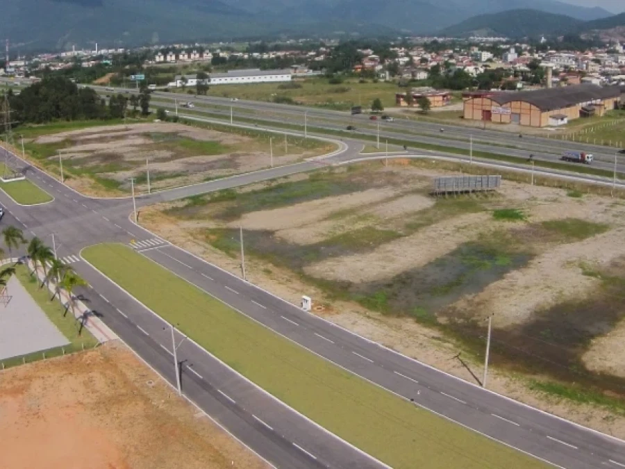 Terreno em Aririu da Formiga, Palhoça. 0 quartos, 0m². Imagem 2 de 7