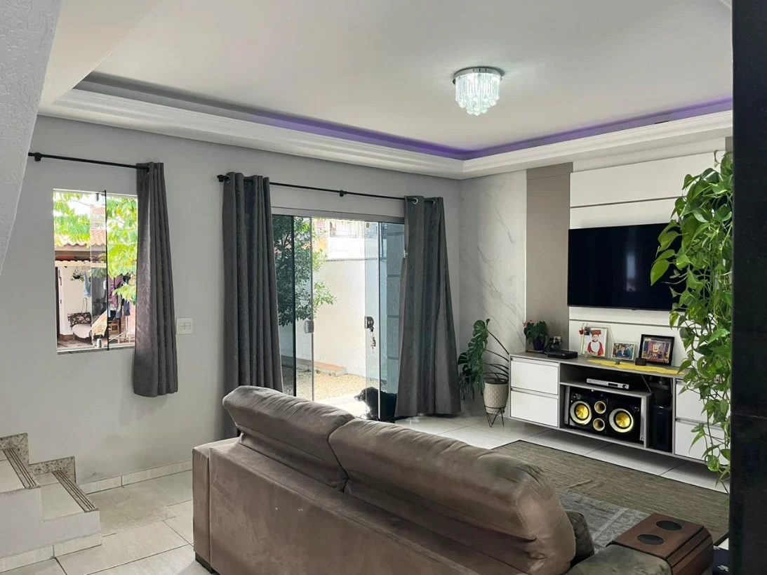 Casa em Jardim Eldorado, Palhoça. 3 quartos, 165m². Imagem 3 de 21