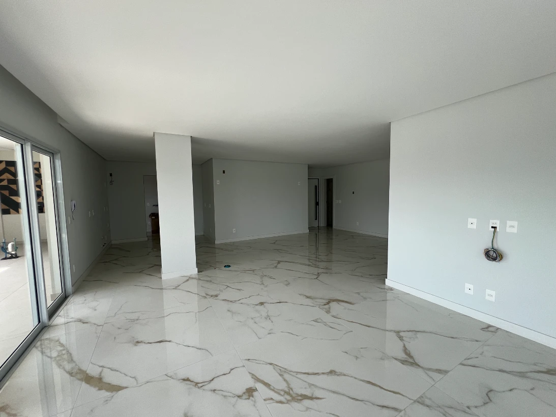 Cobertura em Kobrasol, São José. 3 quartos, 340m². Imagem 3 de 25