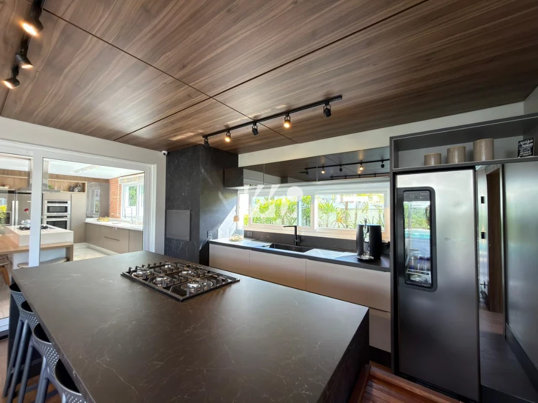 Casa em Pedra Branca, Palhoça. 4 quartos, 442m². Imagem 14 de 18