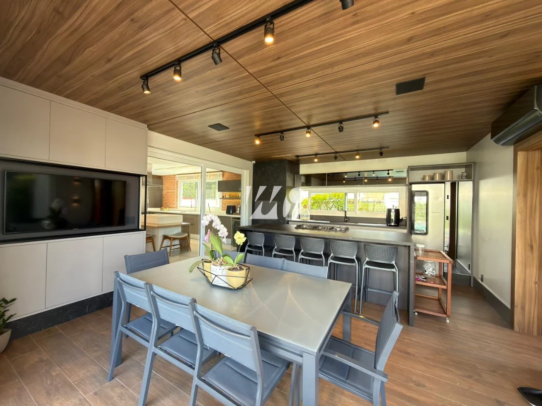 Casa em Pedra Branca, Palhoça. 4 quartos, 442m². Imagem 9 de 18