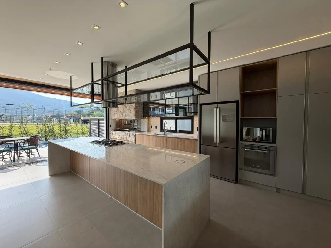 Casa em Pedra Branca, Palhoça. 3 quartos, 270m². Imagem 3 de 15