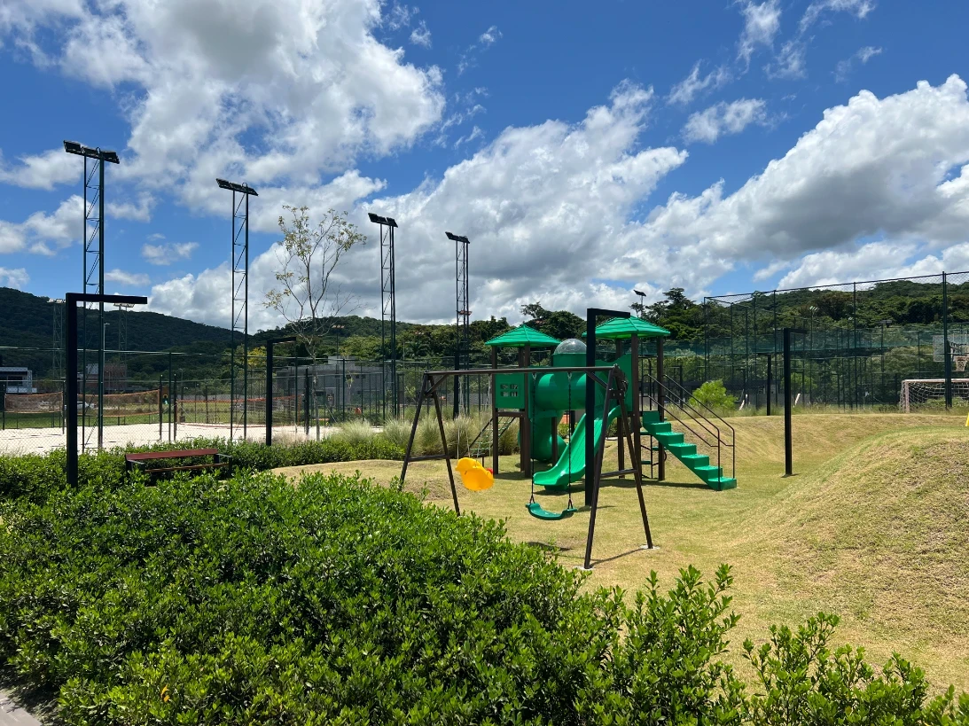 Terreno em Pedra Branca, Palhoça. 0 quartos, 300m². Imagem 4 de 8
