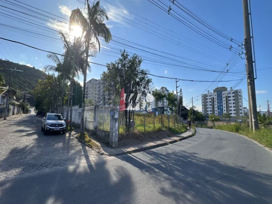 Terreno em Pedra Branca, Palhoça. 0 quartos, 0m². Imagem 4 de 4