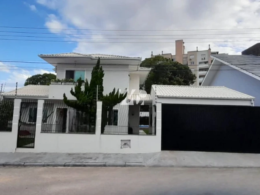 Casa em Pagani, Palhoça. 3 quartos, 186m². Imagem 1 de 27