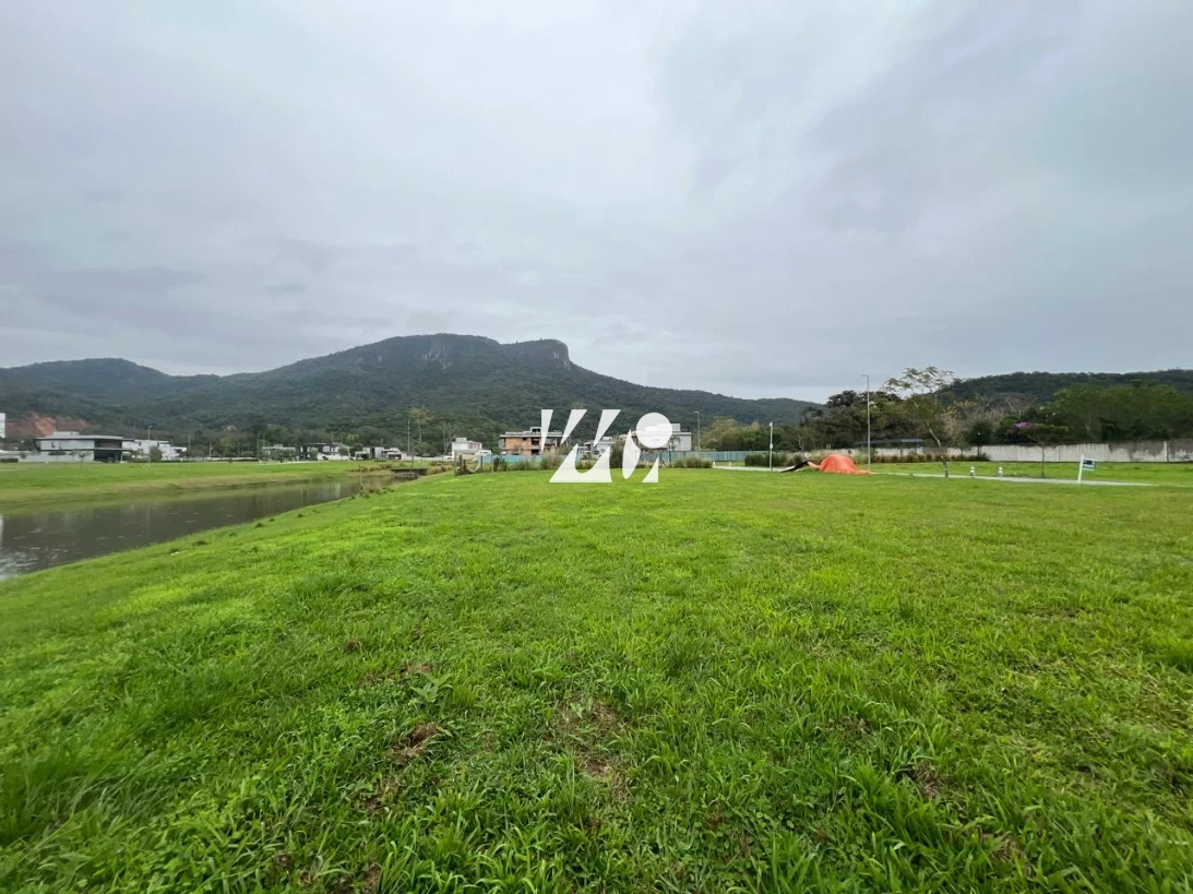 Terreno em Pedra Branca, Palhoça. 0 quartos, 0m². Imagem 2 de 9