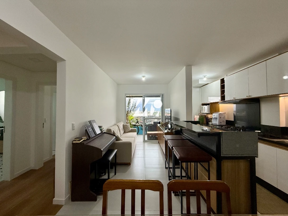 Apartamento em Pagani, Palhoça. 3 quartos, 82m². Imagem 2 de 13