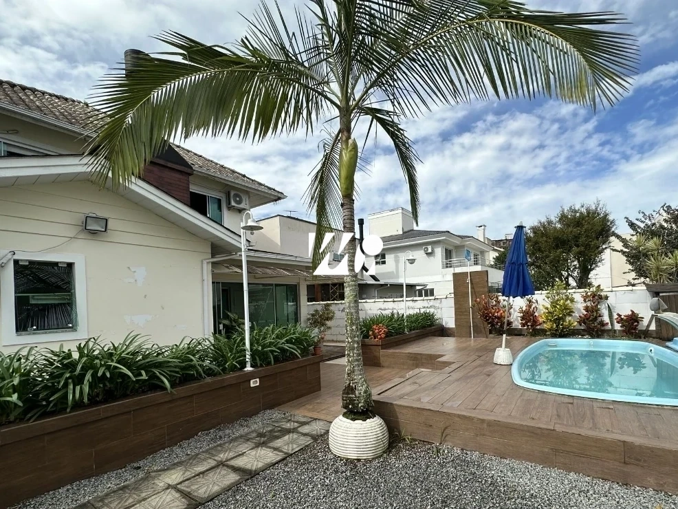 Casa em Pedra Branca, Palhoça. 3 quartos, 206m². Imagem 17 de 18