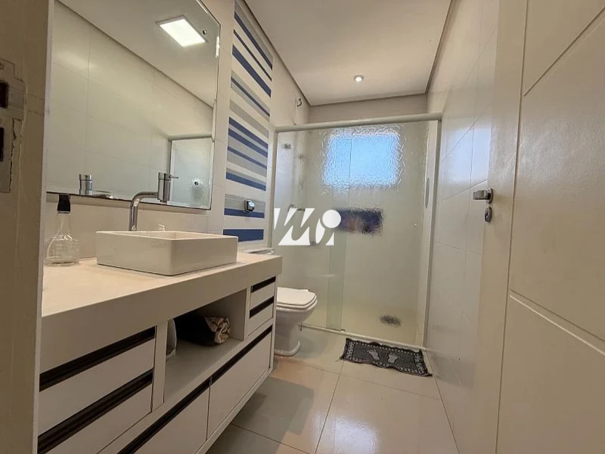 Casa em Pedra Branca, Palhoça. 3 quartos, 305m². Imagem 9 de 21