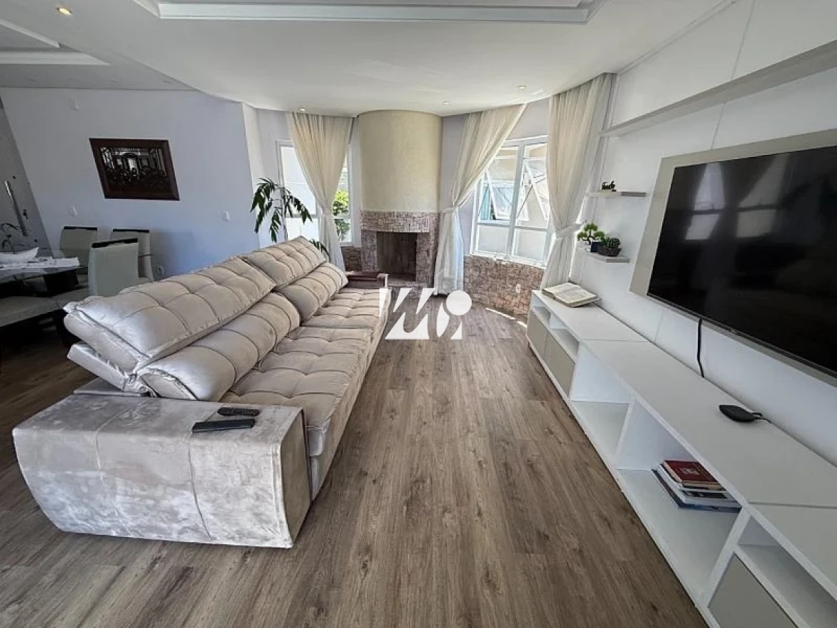 Casa em Pedra Branca, Palhoça. 3 quartos, 305m². Imagem 3 de 21