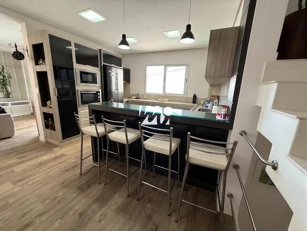 Casa em Pedra Branca, Palhoça. 3 quartos, 305m². Imagem 5 de 21