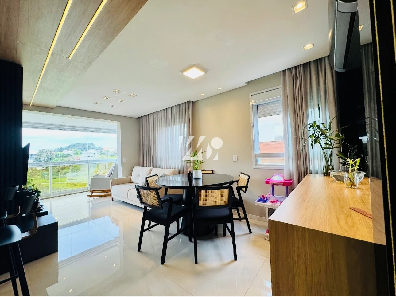 Apartamento em Pedra Branca, Palhoça. 3 quartos, 87m². Imagem 2 de 19
