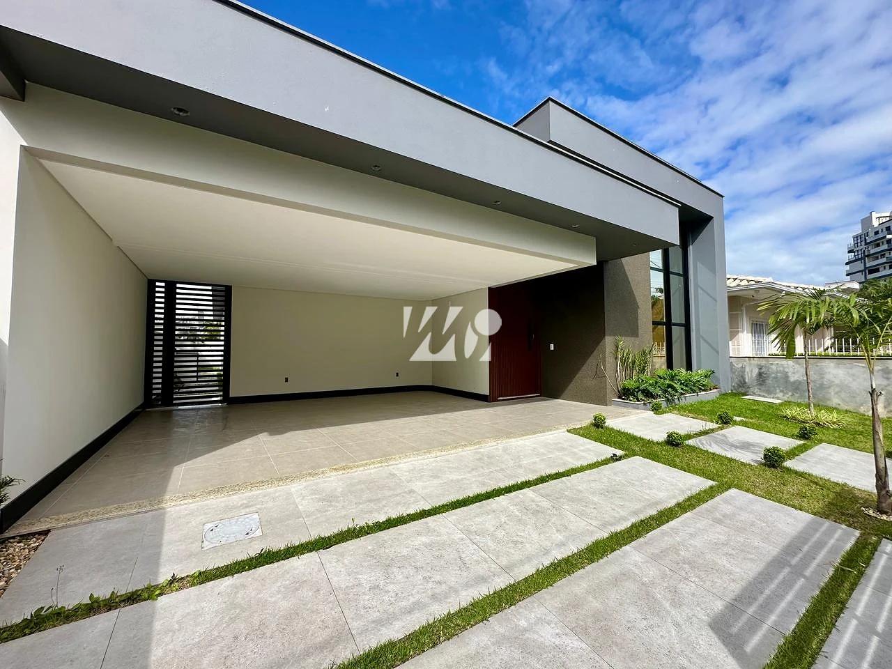 Casa em Pedra Branca, Palhoça. 3 quartos, 187m². Imagem 2 de 31