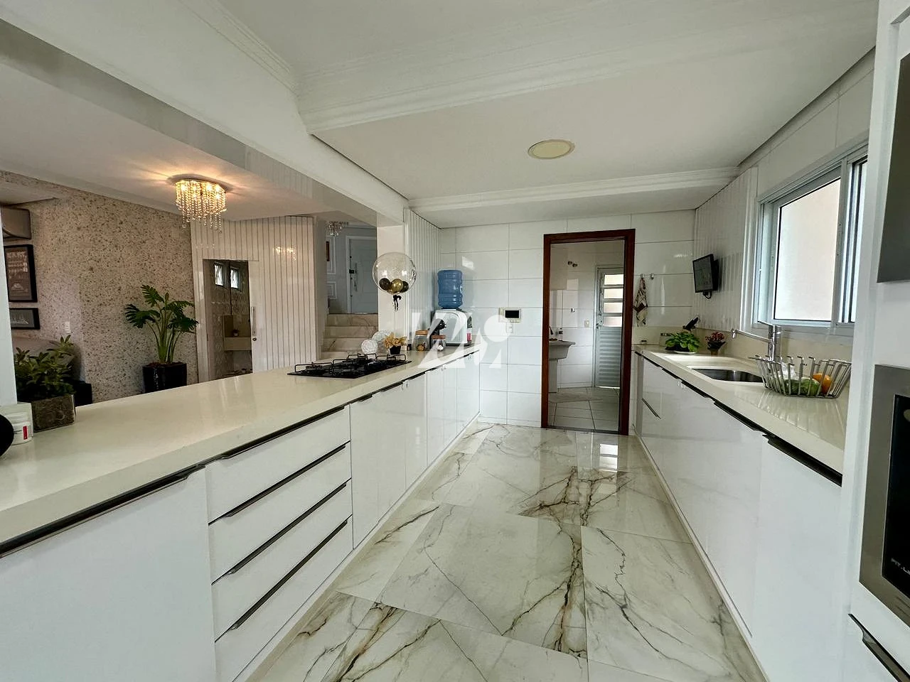 Casa em Pedra Branca, Palhoça. 3 quartos, 311m². Imagem 28 de 50