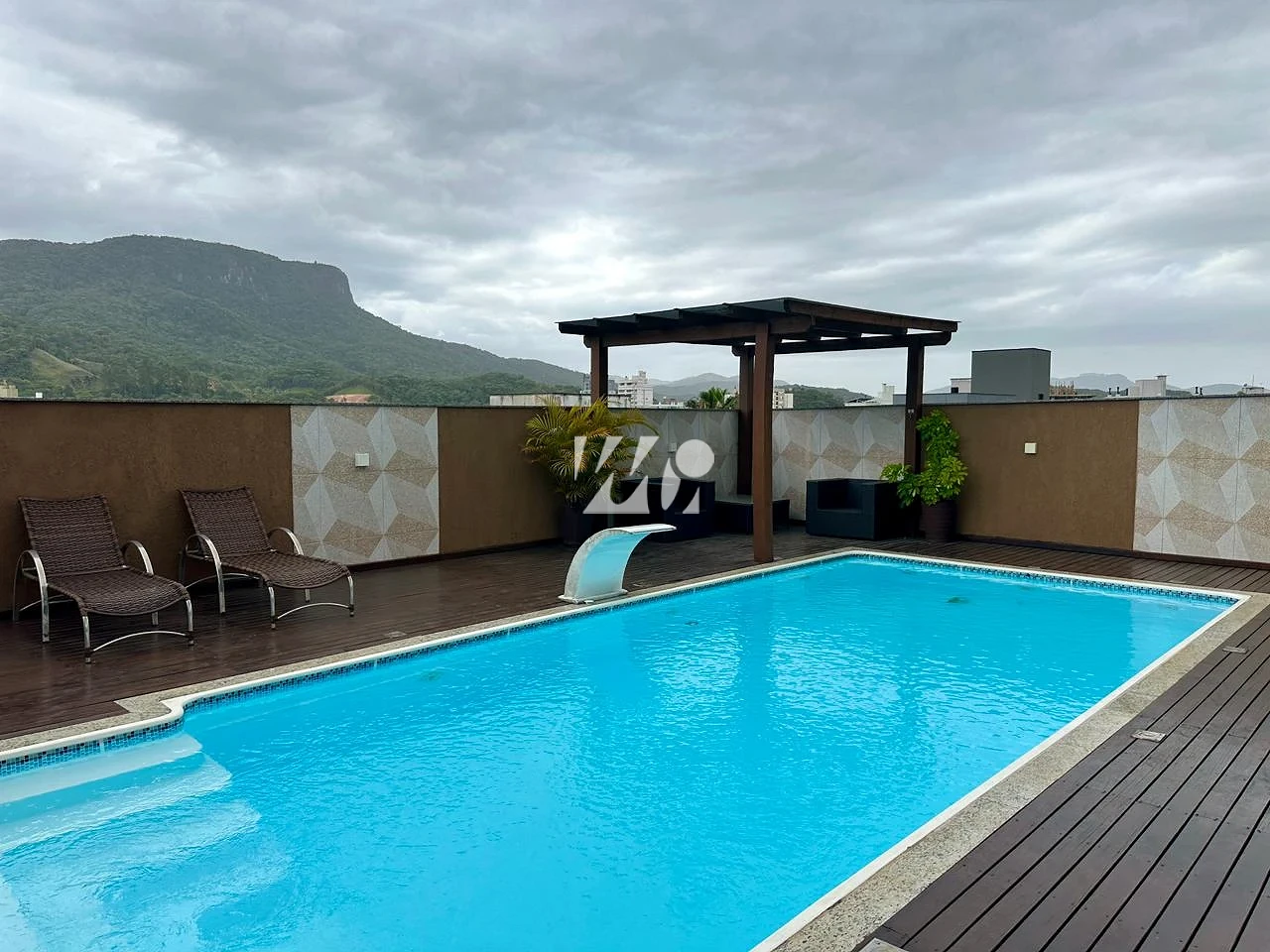 Casa em Pedra Branca, Palhoça. 3 quartos, 311m². Imagem 4 de 50