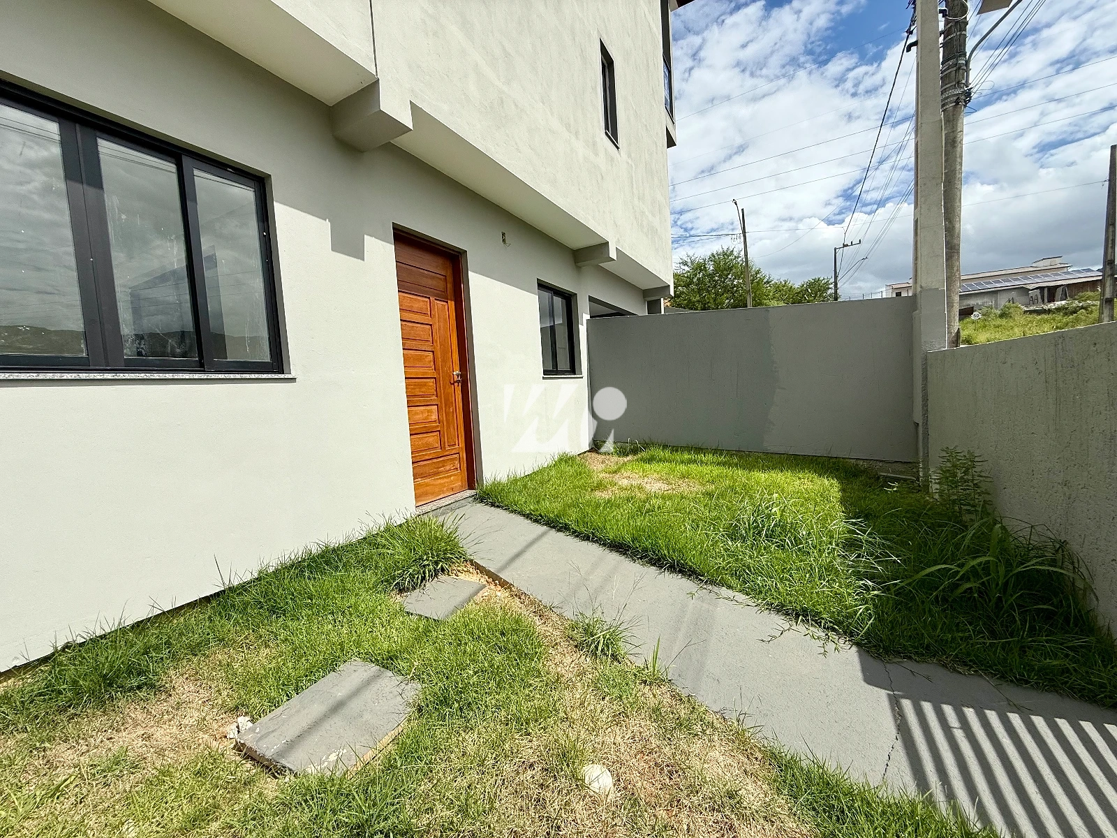 Sobrado Geminado em Bela Vista, Palhoça. 1 quartos, 45m². Imagem 2 de 8