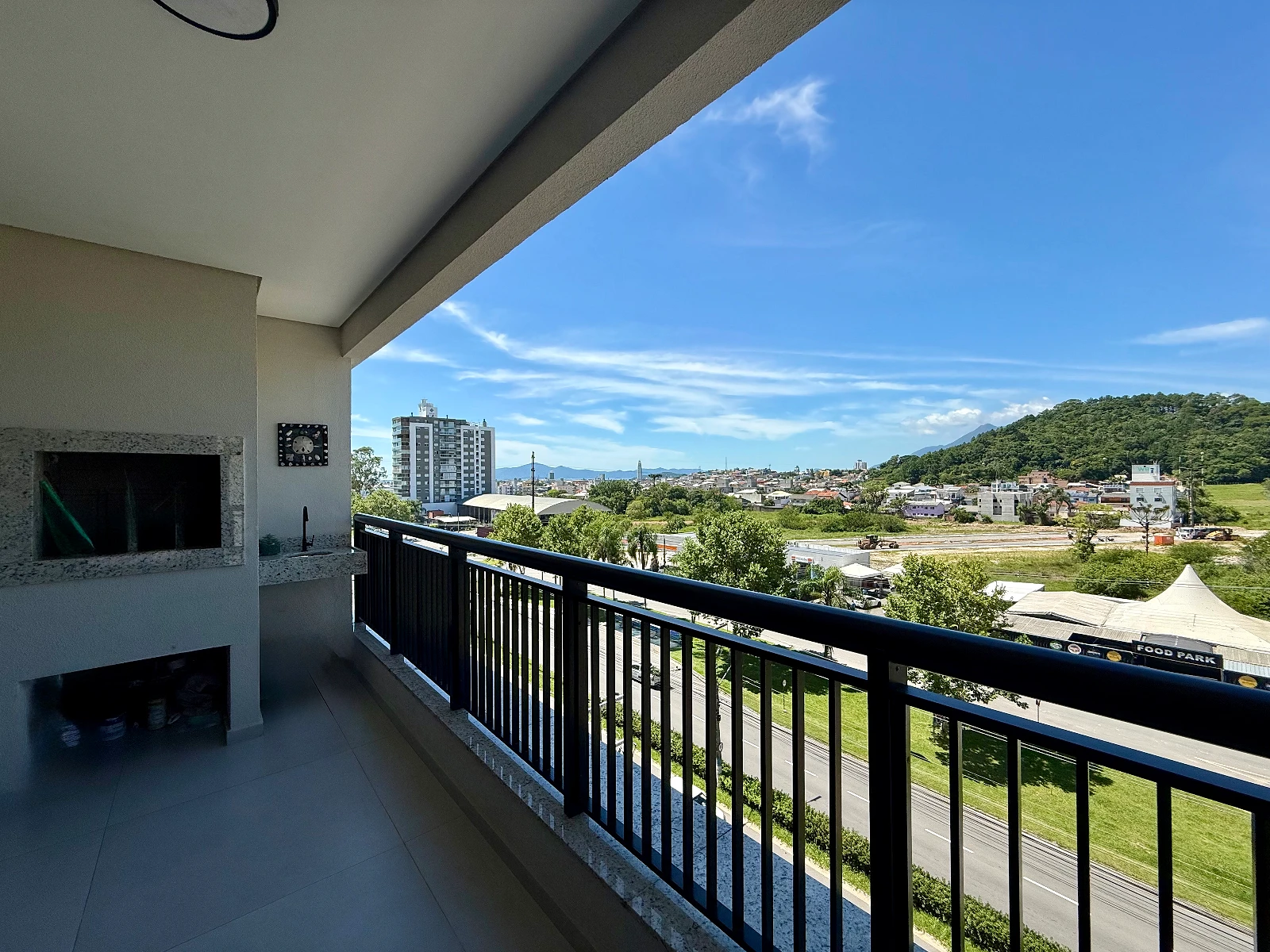 Apartamento em Pedra Branca, Palhoça. 2 quartos, 84m². Imagem 2 de 14