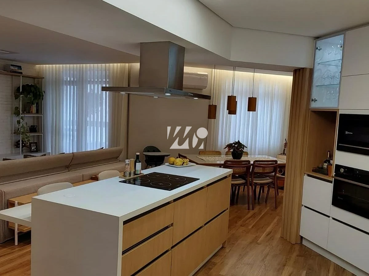 Apartamento em Centro, Florianópolis. 3 quartos, 120m². Imagem 3 de 27