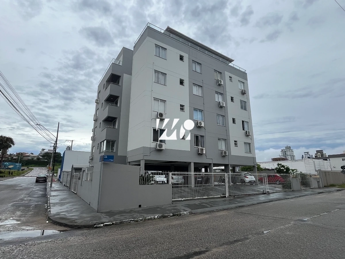 Apartamento em Pagani, Palhoça. 2 quartos, 52m². Imagem 1 de 26