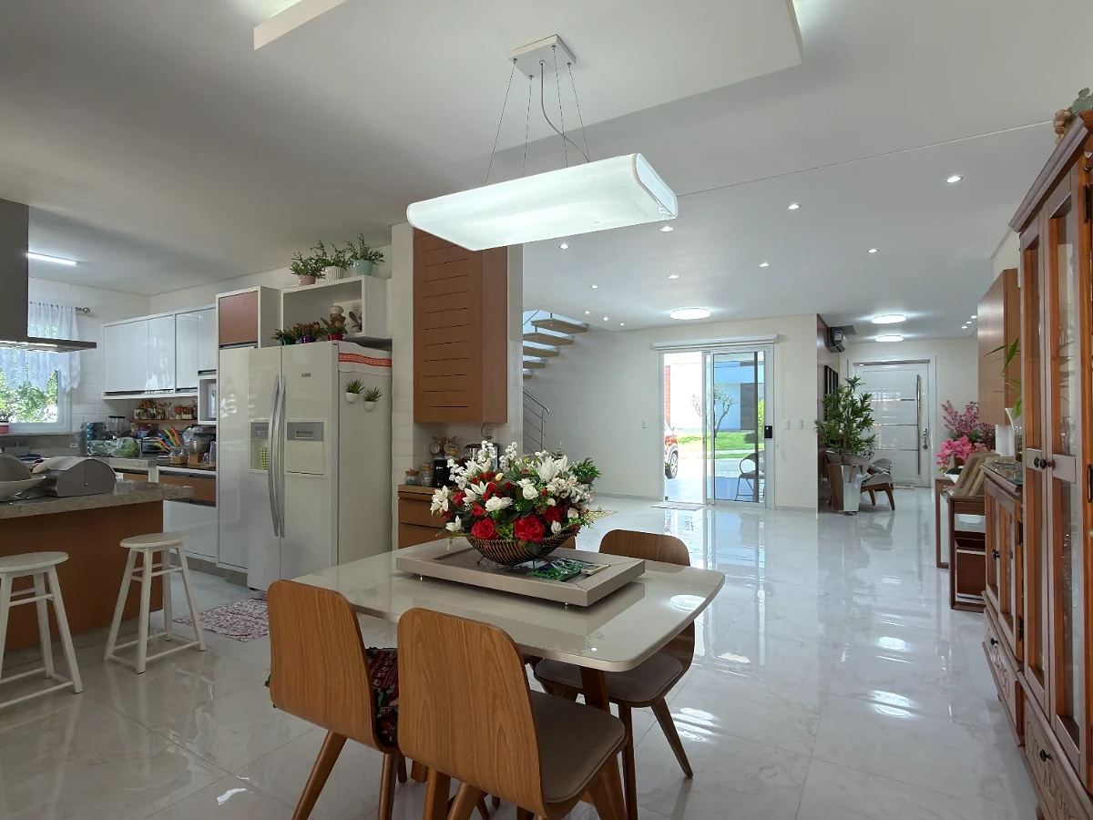 Casa em Pedra Branca, Palhoça. 3 quartos, 300m². Imagem 8 de 14