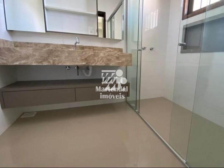 Casa em Pagani, Palhoça. 4 quartos, 259m². Imagem 9 de 13