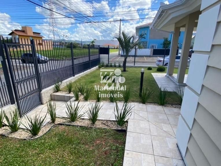 Casa em Pagani, Palhoça. 4 quartos, 259m². Imagem 1 de 13