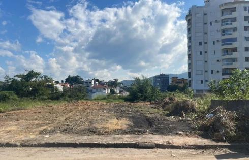Terreno com 0 quartos em Pagani, Palhoça