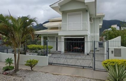 Casa com 3 quartos em Praia de Fora, Palhoça