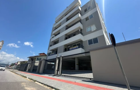 Apartamento com 3 quartos em Centro, Palhoça