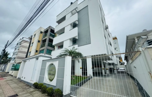 Apartamento com 3 quartos em Pagani, Palhoça