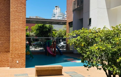 Apartamento com 3 quartos em Pedra Branca, Palhoça