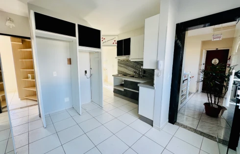 Apartamento com 2 quartos em Forquilhas, São José