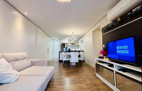 Apartamento com 3 quartos em Aririú, Palhoça