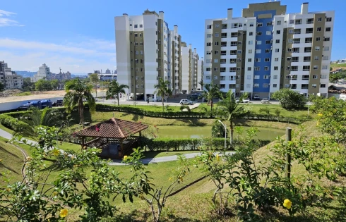 Apartamento com 2 quartos em Pedra Branca, Palhoça