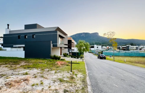 Terreno com 0 quartos em Pedra Branca, Palhoça